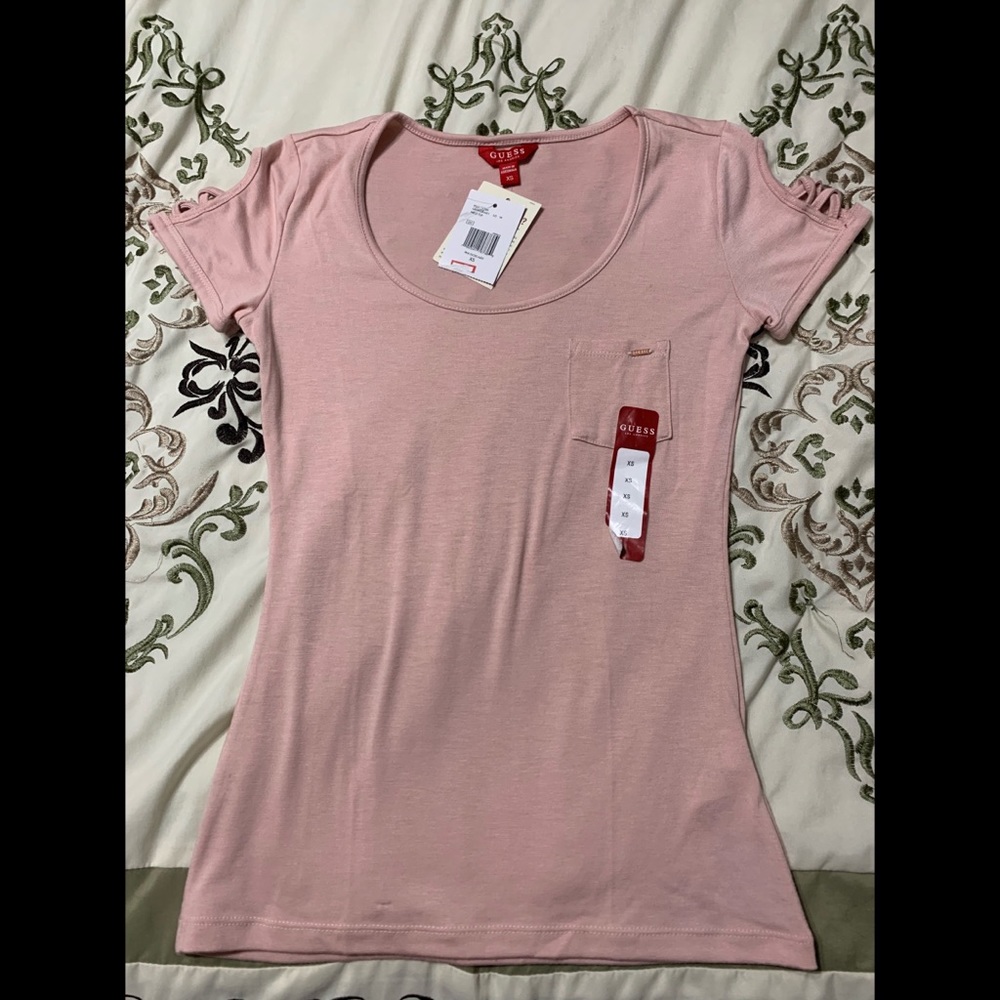 Guess T-shirt